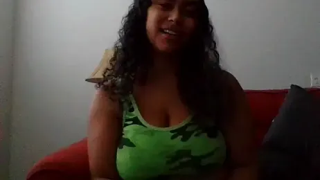 cinnaminnie — Stripchat recorded stream image, 28.04.2025 14:30