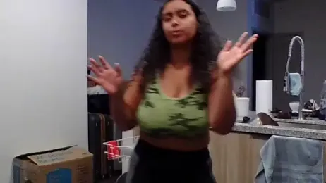 cinnaminnie — Stripchat recorded stream image, 28.04.2025 14:30