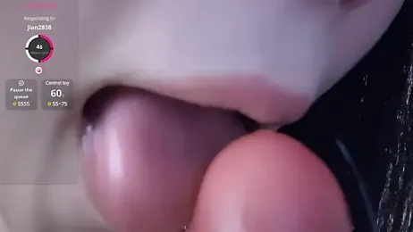 Sweet-Angel999 — Stripchat recorded stream screenshot (28 Apr 2025)