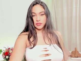 samynightt — Camsoda recorded stream screenshot (28 Apr 2025)