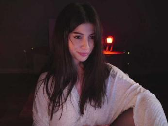 -Madi- — Bongacams recorded stream screenshot (28 Apr 2025)