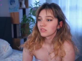 pinkncrazy — Chaturbate recorded stream screenshot (29 Apr 2025)