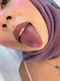 naughty__angel — Stripchat recorded stream image, 29.04.2025 11:00