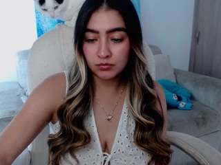 alexyferrer — Camsoda recorded stream image, 29.04.2025 17:10
