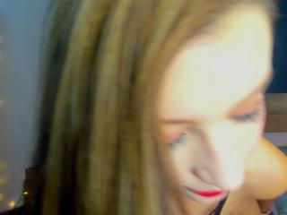 Zara Bliss — Flirt4free recorded stream screenshot (29 Apr 2025)