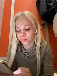 ValenciaShock — Stripchat recorded stream image, 30.04.2025 04:30