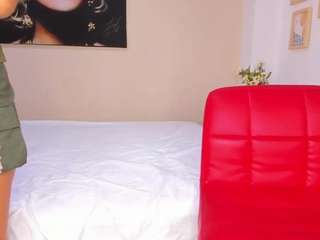 cloe-world1 — Camsoda recorded stream image, 07.02.2025 00:50