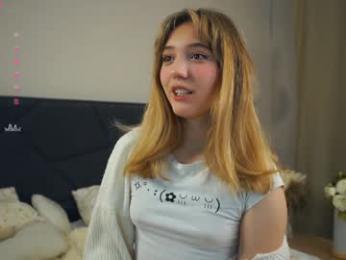 pinkncrazy — Chaturbate recorded stream screenshot (07 Feb 2025)