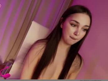 hollyextra — Chaturbate recorded stream image, 01.05.2025 14:10