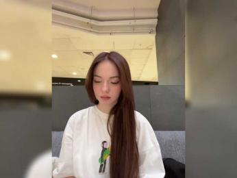 OlivkaVif — Bongacams recorded stream screenshot (07 Feb 2025)