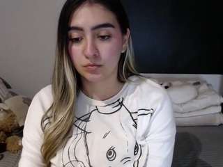 alexyferrer — Camsoda recorded stream image, 01.05.2025 23:00