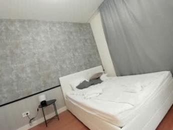 ehotlovea — Chaturbate recorded stream screenshot (02 May 2025)