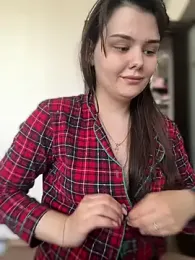 NikaMur — Stripchat recorded stream screenshot (02 May 2025)