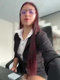 VAL_PRINCESS — Stripchat recorded stream image, 03.05.2025 12:10