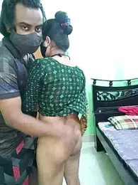 Younger_Couples — Stripchat recorded stream image, 04.05.2025 09:00