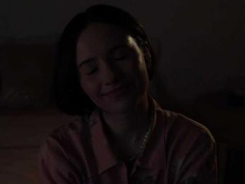 MissEssie — Bongacams recorded stream image, 04.05.2025 18:20