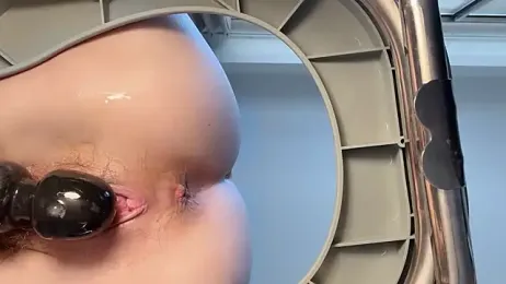 Krismil3 — Stripchat recorded stream screenshot (04 May 2025)