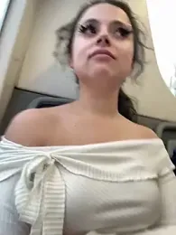 Lina_twin — Stripchat recorded stream image, 05.05.2025 11:50