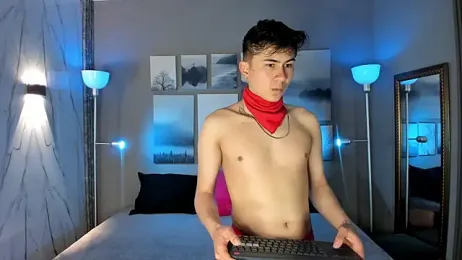 noah_and_rose — Stripchat recorded stream image, 05.05.2025 19:10