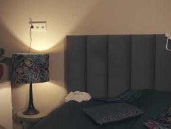 vivid_girls — Chaturbate recorded stream image, 05.05.2025 19:20