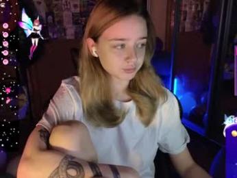 queen_kitty1818 — Chaturbate recorded stream screenshot (06 May 2025)