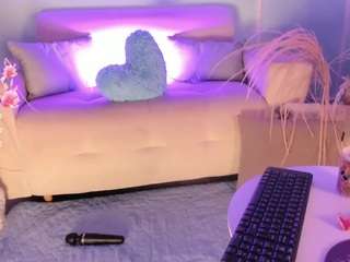 kiimthompson — Camsoda recorded stream image, 06.05.2025 15:20