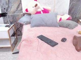 lenathompson — Camsoda recorded stream image, 07.05.2025 02:50