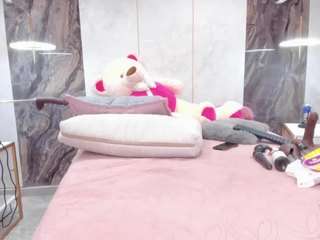 lenathompson — Camsoda recorded stream image, 07.05.2025 02:50
