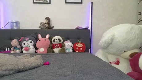 dolly_ll — Stripchat recorded stream image, 07.05.2025 13:30