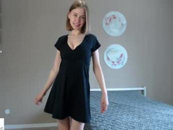 molly_p — Chaturbate recorded stream screenshot (08 May 2025)