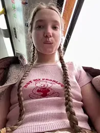 bambi_lu — Stripchat recorded stream image, 08.05.2025 13:00