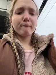 bambi_lu — Stripchat recorded stream image, 08.05.2025 13:00