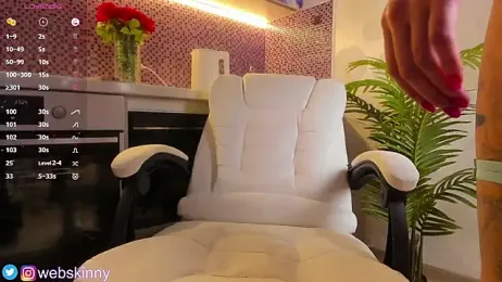 Top_Skinny — Stripchat recorded stream screenshot (09 May 2025)