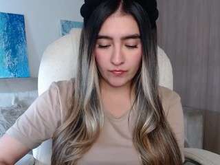 alexyferrer — Camsoda recorded stream image, 09.05.2025 21:20