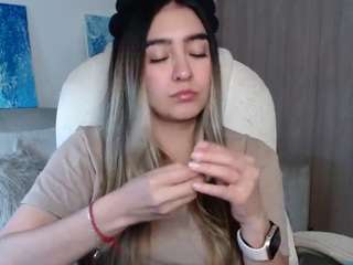 alexyferrer — Camsoda recorded stream image, 09.05.2025 21:20