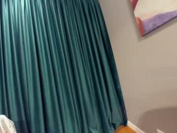 ehotlovea — Chaturbate recorded stream screenshot (09 May 2025)