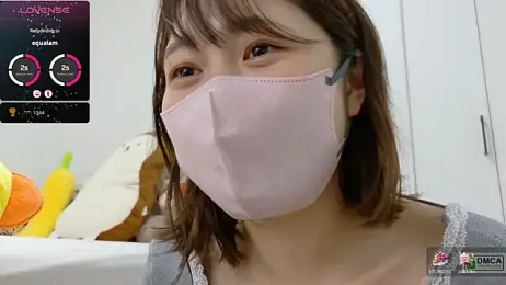 SUZU_ — Stripchat recorded stream image, 10.05.2025 12:00