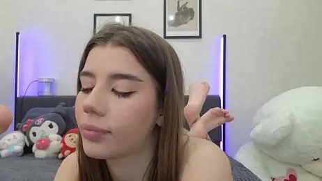 dolly_ll — Stripchat recorded stream image, 11.05.2025 13:30