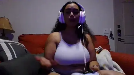 cinnaminnie — Stripchat recorded stream image, 12.05.2025 04:20
