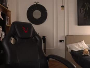 kusssecka — Chaturbate recorded stream image, 14.05.2025 15:00