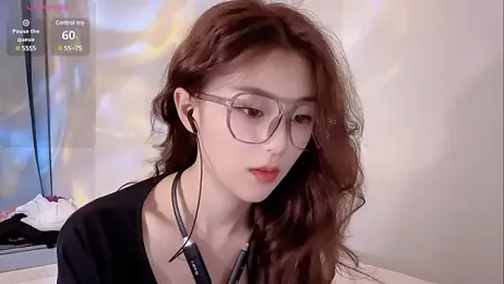 Sweet-Angel999 — Stripchat recorded stream screenshot (15 May 2025)