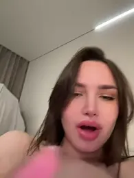 stefannichka — Stripchat recorded stream image, 15.05.2025 20:50