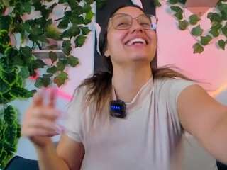 nataliepeterson — Camsoda recorded stream image, 15.05.2025 20:40