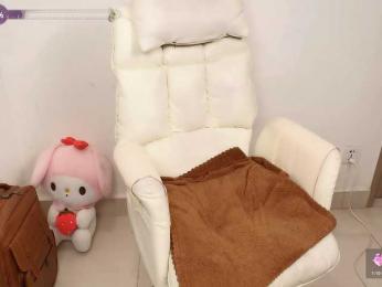 Angela19 — Bongacams recorded stream image, 16.05.2025 14:10