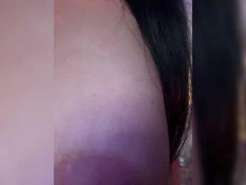 Sugarbaby33 — Bongacams recorded stream screenshot (16 May 2025)