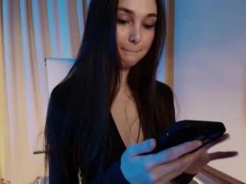 hollyextra — Chaturbate recorded stream image, 16.05.2025 18:50