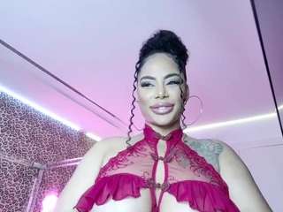 strellakat — Camsoda recorded stream screenshot (17 May 2025)