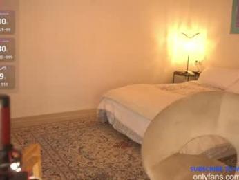 n_o_v_a — Chaturbate recorded stream image, 17.05.2025 13:10