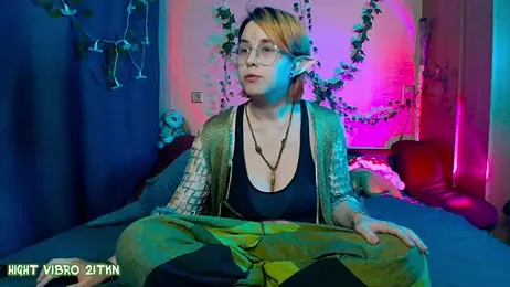 TrickyKitsune — Stripchat recorded stream image, 18.05.2025 12:50