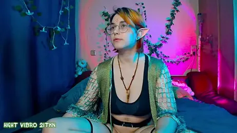 TrickyKitsune — Stripchat recorded stream image, 18.05.2025 12:50